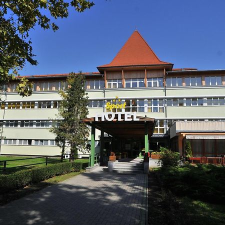 Sport Hotel Debrecen Exterior foto